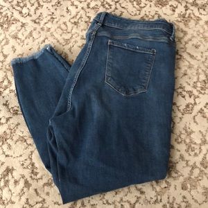 Old Navy cropped jeans
